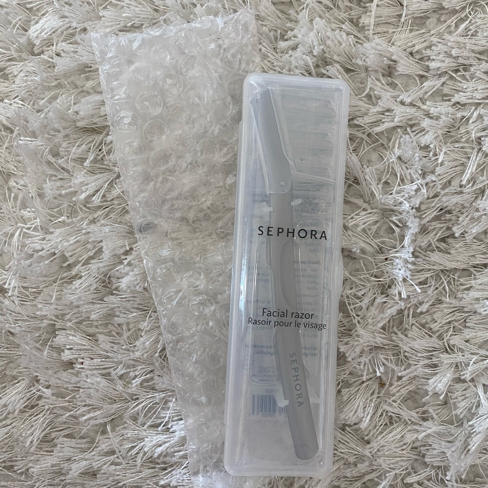 Brand new Sephora facial razor
